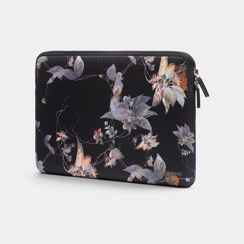 Black Flower MacBook PC Sleeve Buy in Trunk Official Store